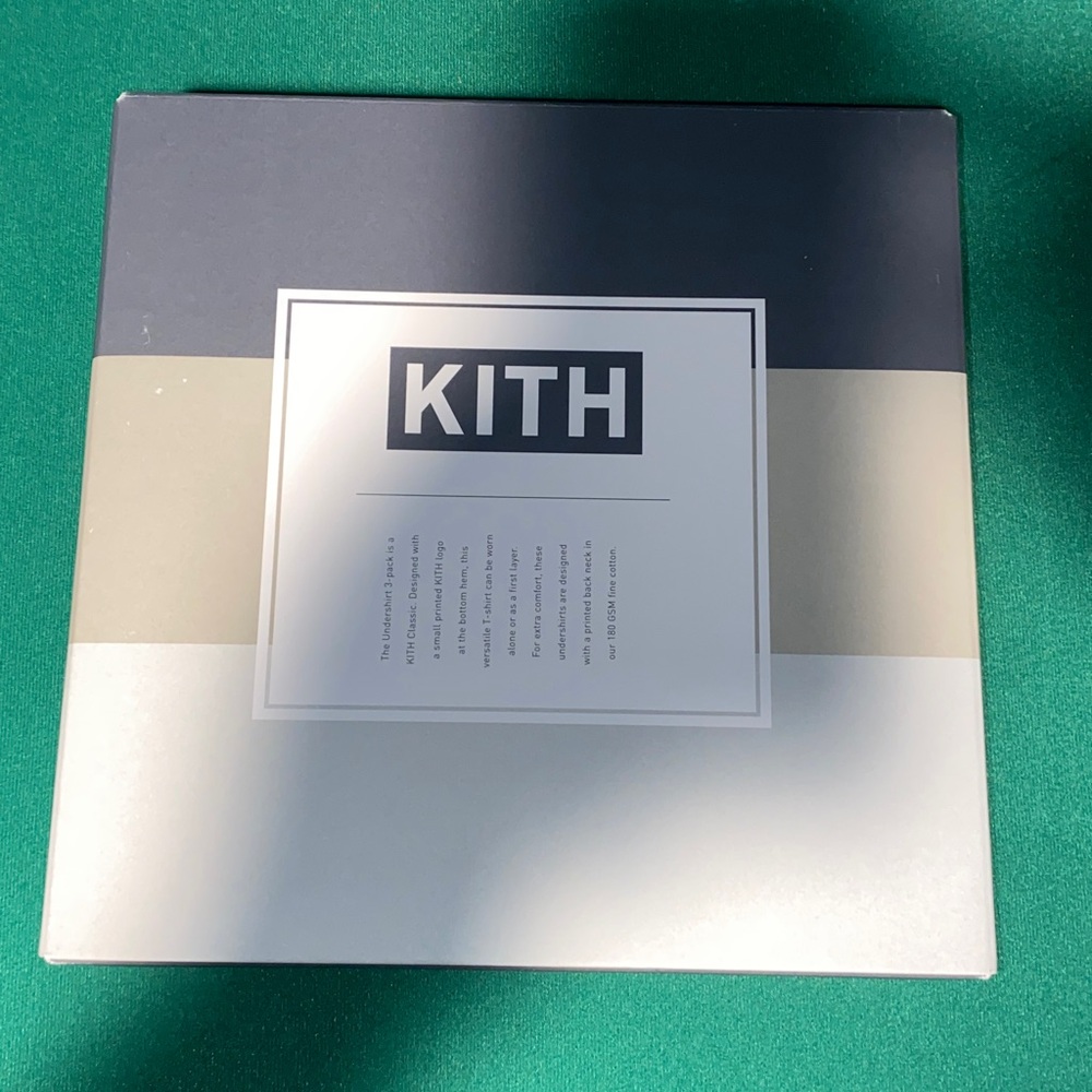 Kith Crewneck set of 3 short sleeves